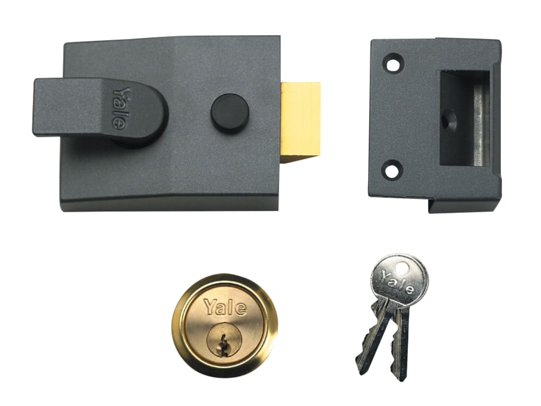 Yale Locks 630088001709 88 Standard Nightlatch 60Mm Backset Dmg Finish Satin Chrome Cylinder Box - Image 7