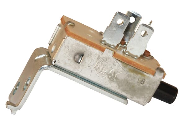 Blade safety switch